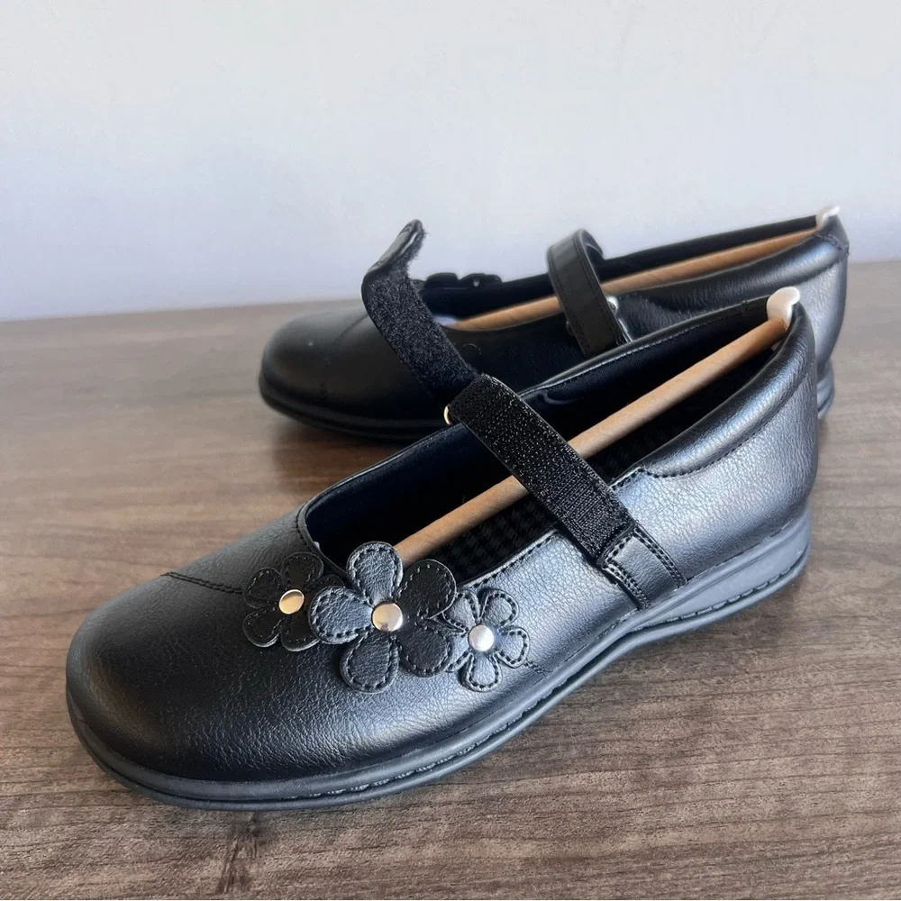 Rachel Shoes Sara Flowered Mary Jane Shoe Size 1.5 #B1132